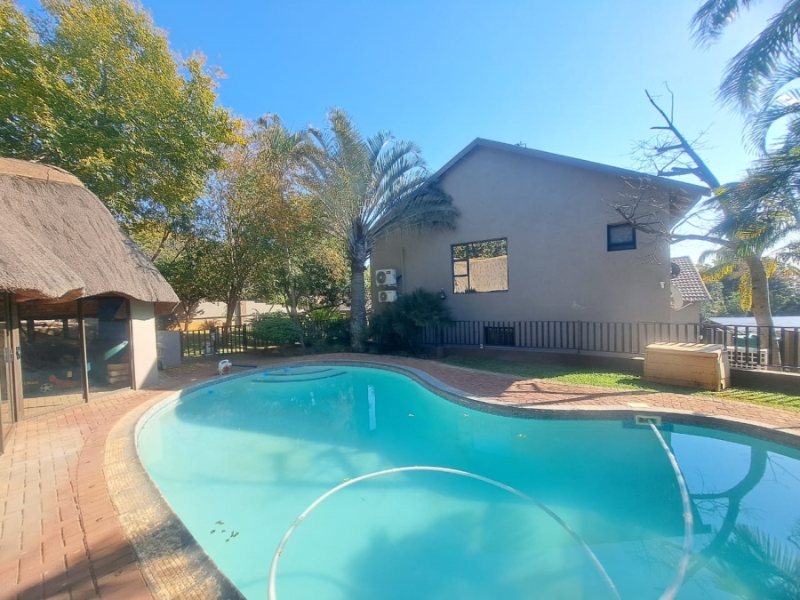 5 Bedroom Property for Sale in Protea Park North West